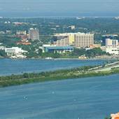 Memorial Causeway Boulevard