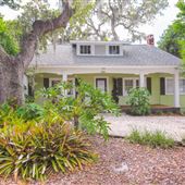 Colimon-Oracius Residence