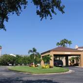 Marriott Courtyard by PIE