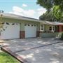 Cruz Residence