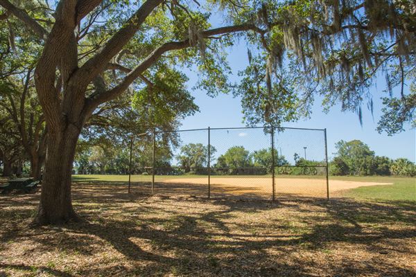 Lake Seminole Park