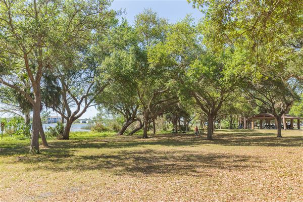 Lake Seminole Park