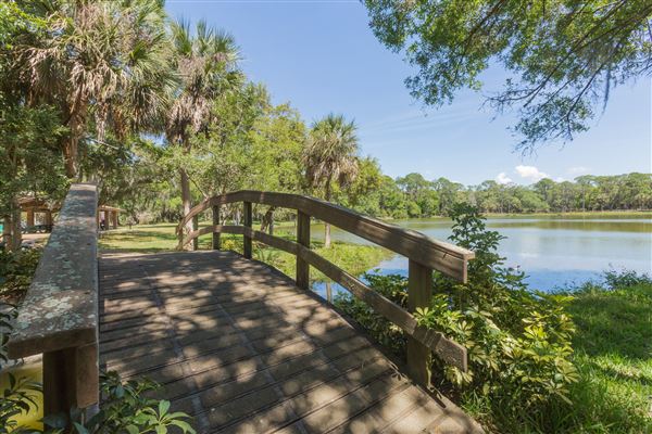 Lake Seminole Park